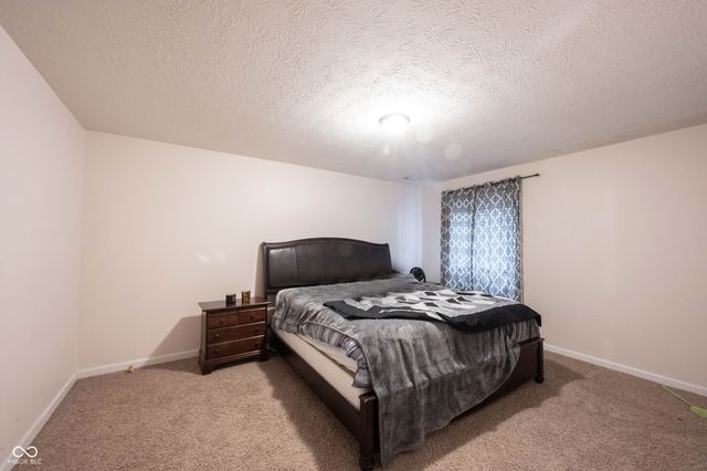 9862 N Port Drive, Mccordsville, IN 46055