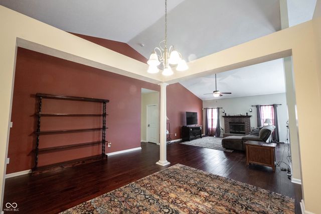 9862 N Port Drive, Mccordsville, IN 46055