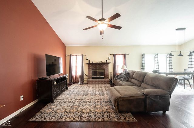 9862 N Port Drive, Mccordsville, IN 46055