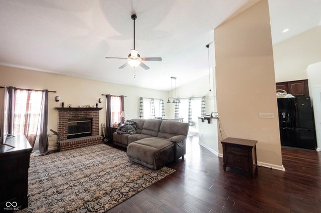 9862 N Port Drive, Mccordsville, IN 46055