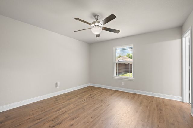 785 Chase Avenue, Cleburne, TX 76031