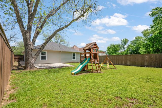 785 Chase Avenue, Cleburne, TX 76031