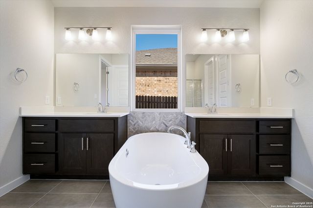 349 Vuelo, New Braunfels, TX 78132