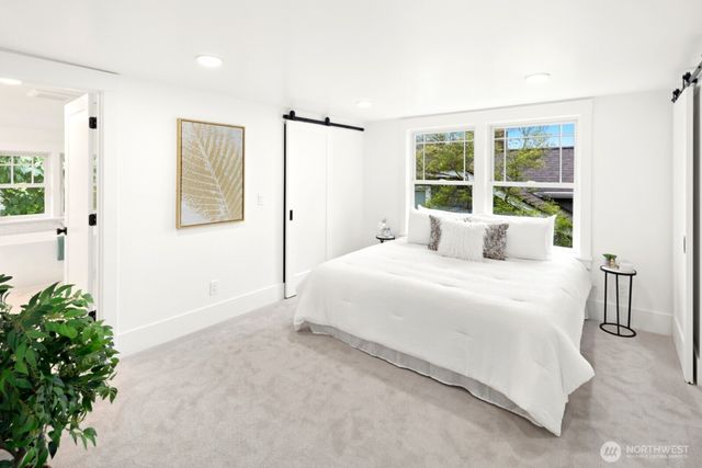 2500 Lorentz Place N, Seattle, WA 98109
