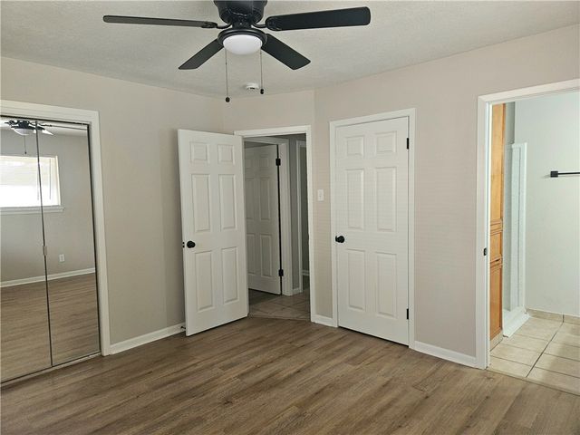 4010 Tripoli Dr, Corpus Christi, TX 78411