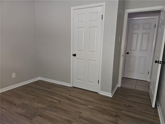 4010 Tripoli Dr, Corpus Christi, TX 78411