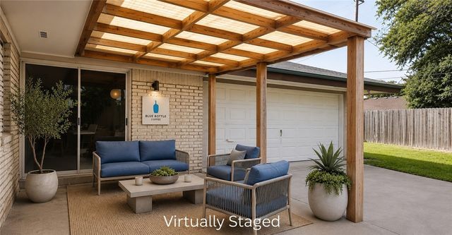 4010 Tripoli Dr, Corpus Christi, TX 78411
