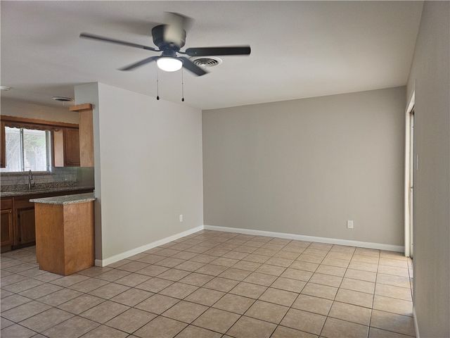 4010 Tripoli Dr, Corpus Christi, TX 78411