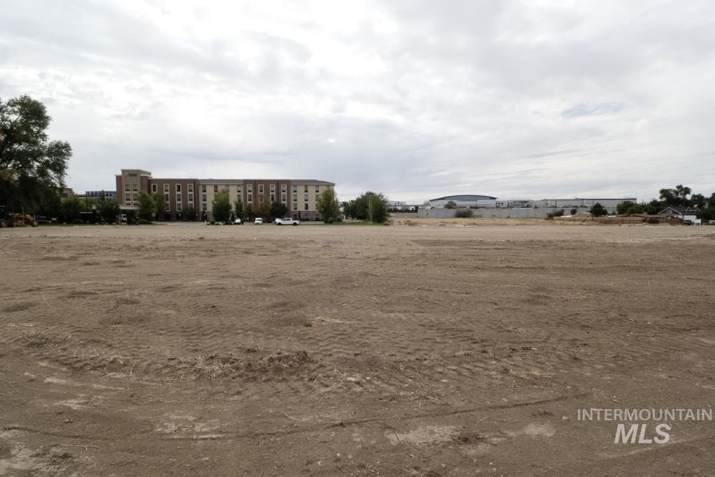 3635 W Elder Street, Boise, ID 83705 photo 4