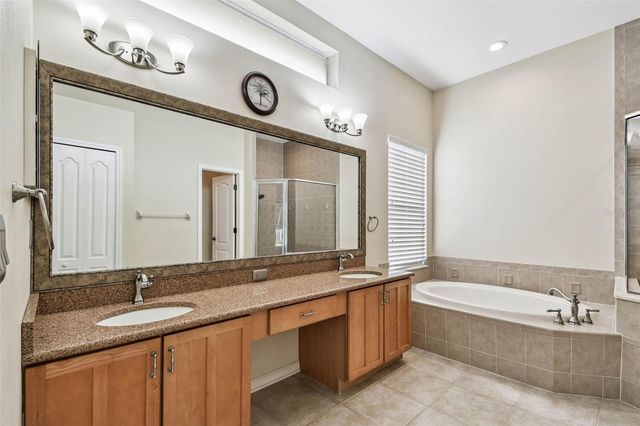 9311 MANGROVE COURT, Tampa, FL 33647