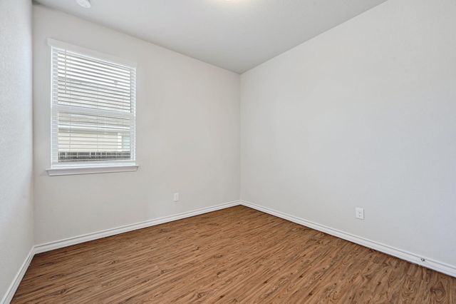 174 Silktassel WAY, Buda, TX 78610