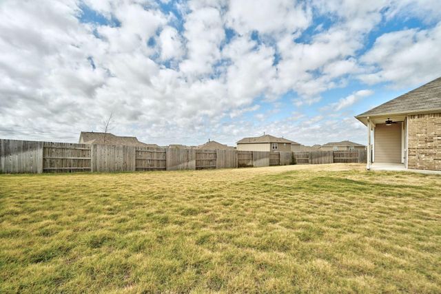 174 Silktassel WAY, Buda, TX 78610