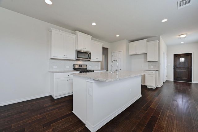 174 Silktassel WAY, Buda, TX 78610