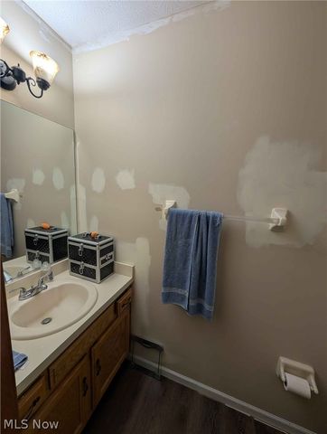 5279 Creekside Boulevard P-12, Brunswick Hills, OH 44212