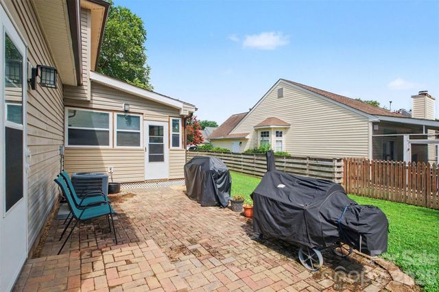 4828 Asherton Place NW, Concord, NC 28027