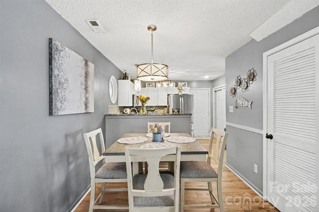 4828 Asherton Place NW, Concord, NC 28027
