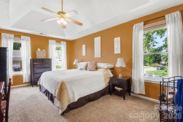 4828 Asherton Place NW, Concord, NC 28027