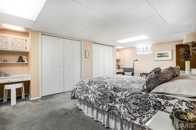 12 Winslow Lane, Des Peres, MO 63131