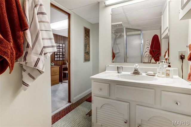 12 Winslow Lane, Des Peres, MO 63131