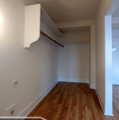 3335 W Diversey Avenue 307, Chicago, IL 60647