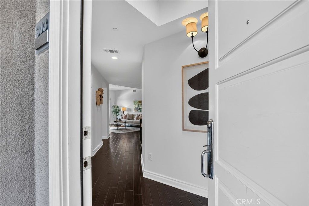 4424 Whitsett Avenue 303, Studio City, CA 91604 — photo 4