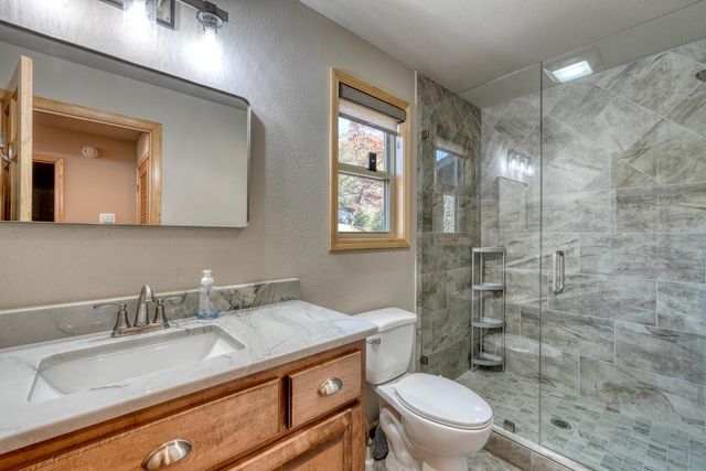 144 Lexington Drive, Brasstown, NC 28902