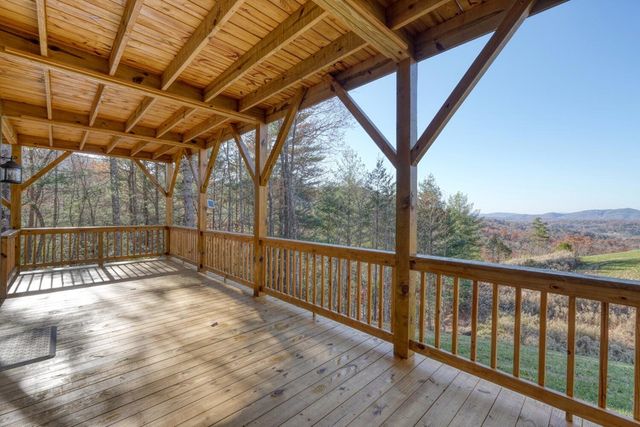 144 Lexington Drive, Brasstown, NC 28902