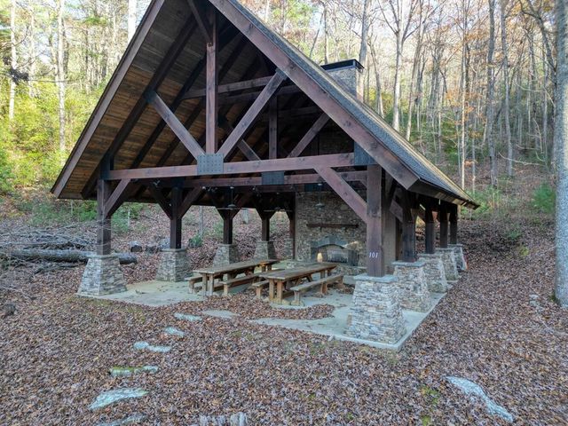 144 Lexington Drive, Brasstown, NC 28902