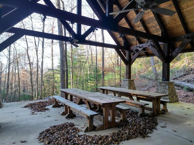 144 Lexington Drive, Brasstown, NC 28902