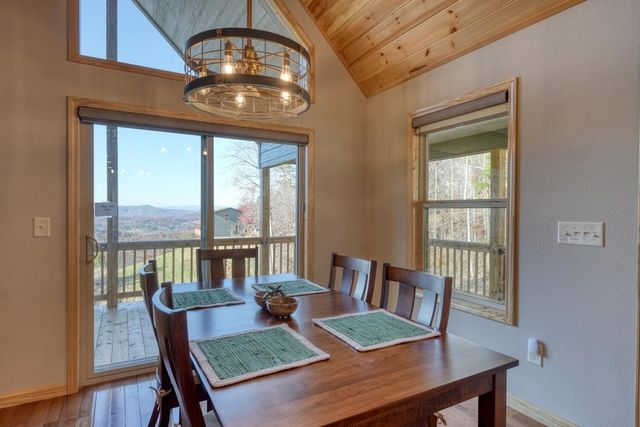 144 Lexington Drive, Brasstown, NC 28902