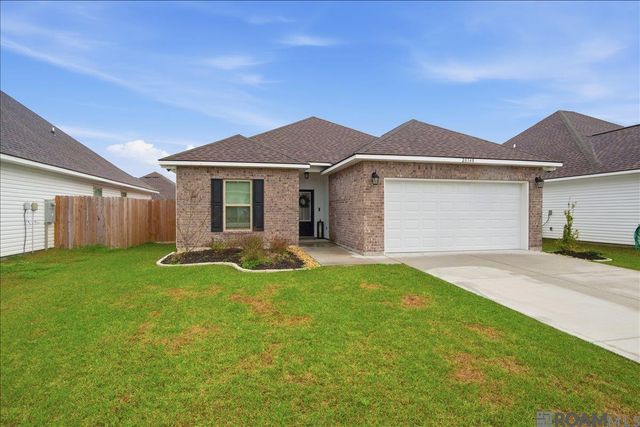 28348 Moreau Dr, Denham Springs, LA 70726