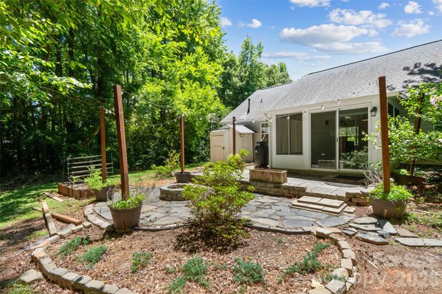 1303 Long Grass Court, Charlotte, NC 28216