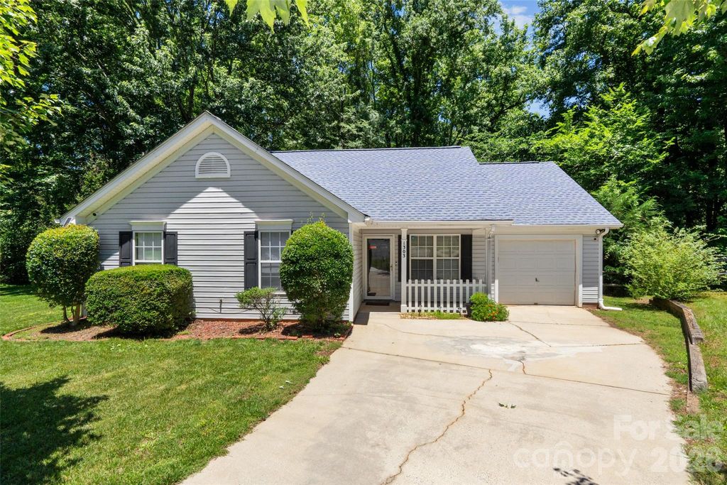 1303 Long Grass Court, Charlotte, NC 28216