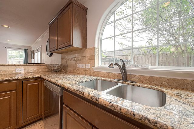 6703 Winton Street, Houston, TX 77021