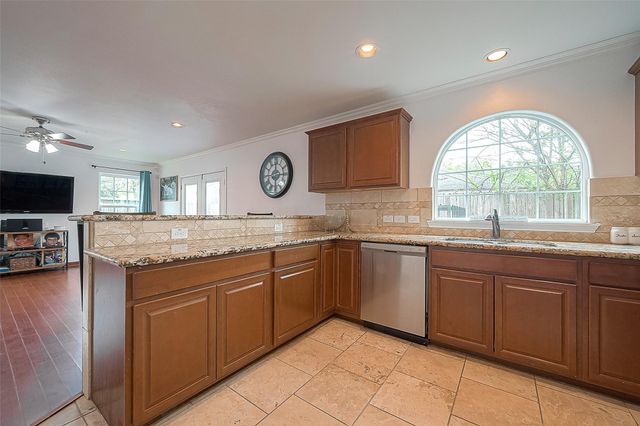 6703 Winton Street, Houston, TX 77021