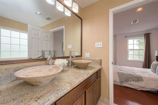 6703 Winton Street, Houston, TX 77021
