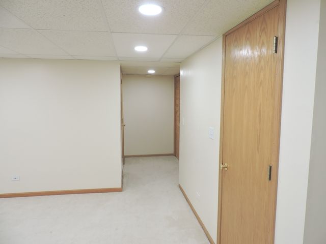 1028 Beninford Lane, Westmont, IL 60559