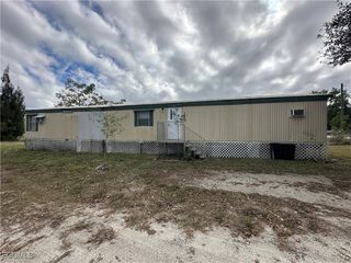 7945 Hart DR, North Fort Myers, FL 33917