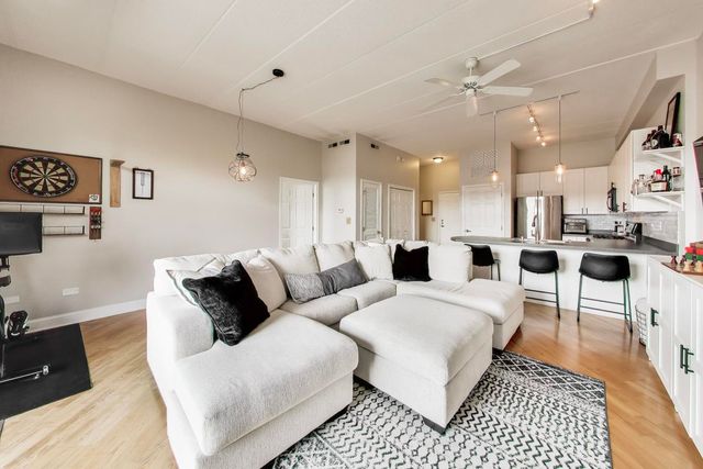 1301 W Washington Boulevard 405, Chicago, IL 60607