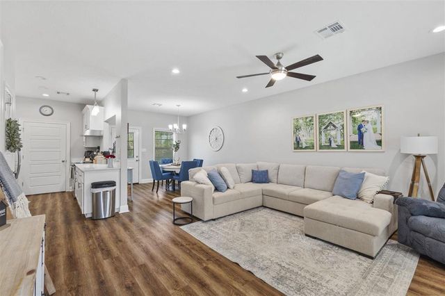 3010 Carlock Road, Westlake, LA 70669