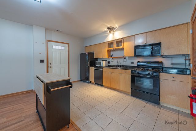 519 S Maplewood Avenue 1W, Chicago, IL 60612