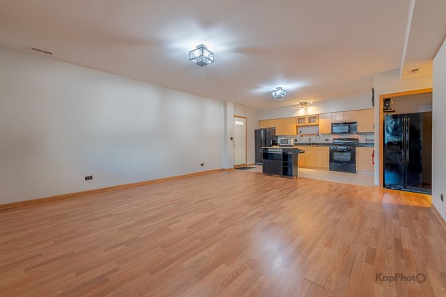 519 S Maplewood Avenue 1W, Chicago, IL 60612