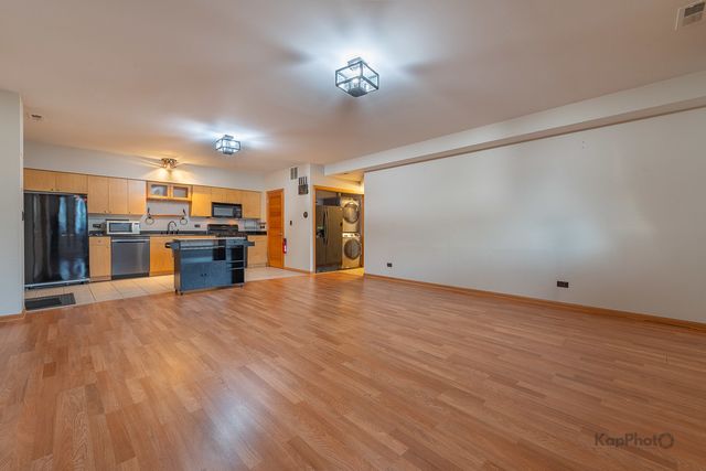 519 S Maplewood Avenue 1W, Chicago, IL 60612