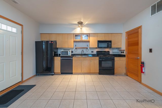 519 S Maplewood Avenue 1W, Chicago, IL 60612