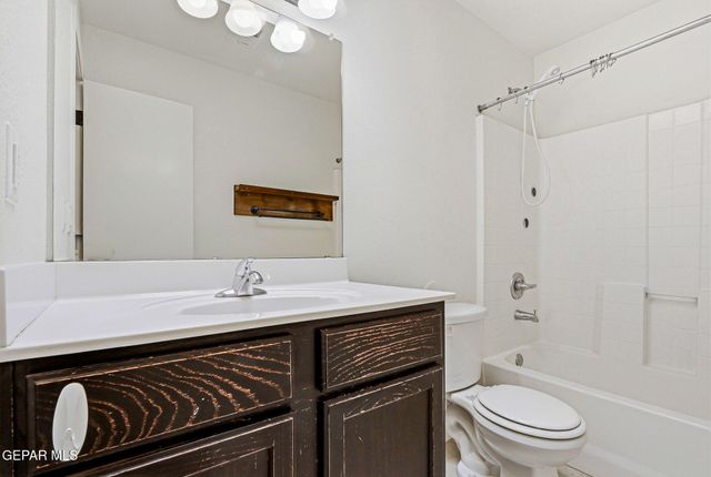 4740 HILARIO HERNANDEZ, El Paso, TX 79938