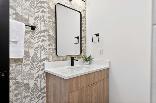 314 E Trinity Ln Apt 4, Nashville, TN 37207