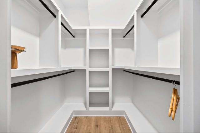 314 E Trinity Ln Apt 4, Nashville, TN 37207