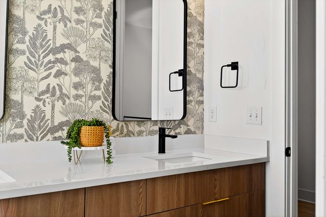 314 E Trinity Ln Apt 4, Nashville, TN 37207