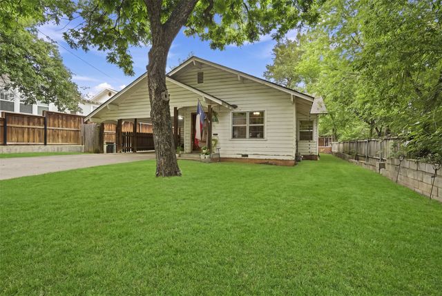 208 W Couts Street, Weatherford, TX 76086