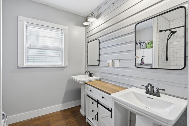 208 W Couts Street, Weatherford, TX 76086